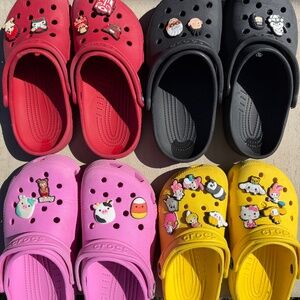 5 KIDS CROCS